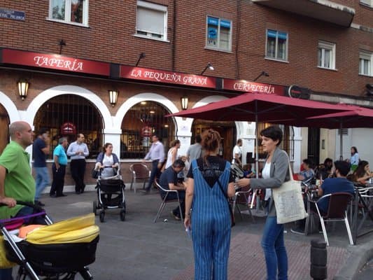 Restaurants Tapería La Pequeña Graná.