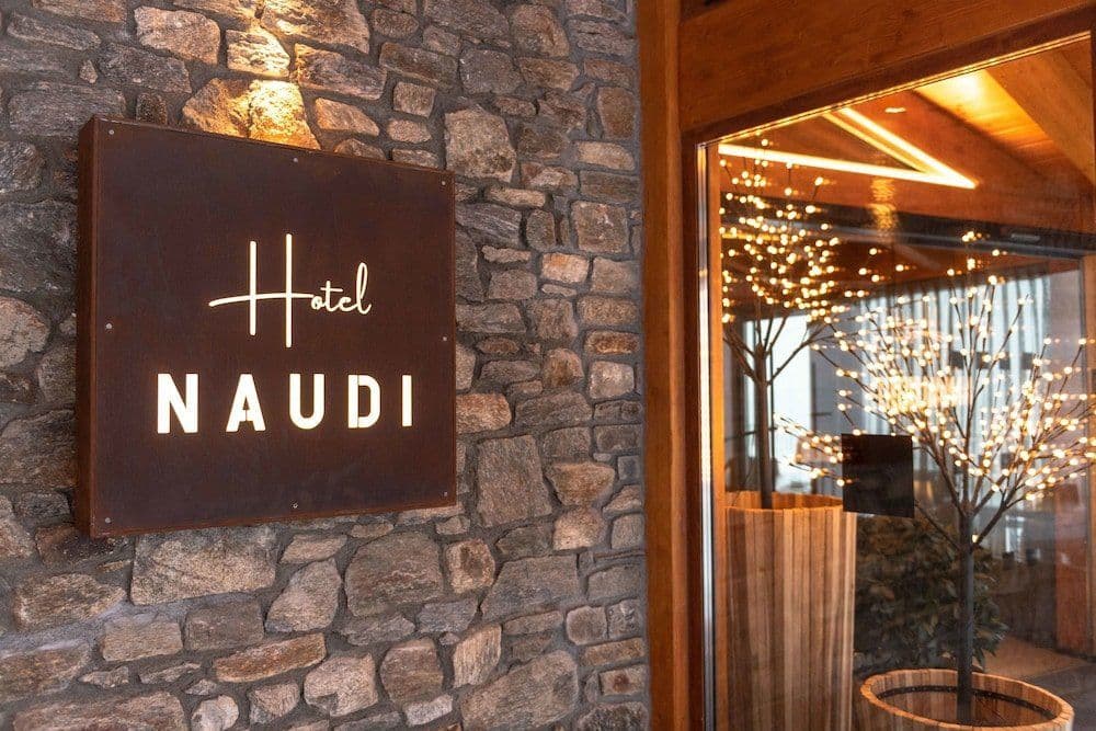 Place Hotel Naudi