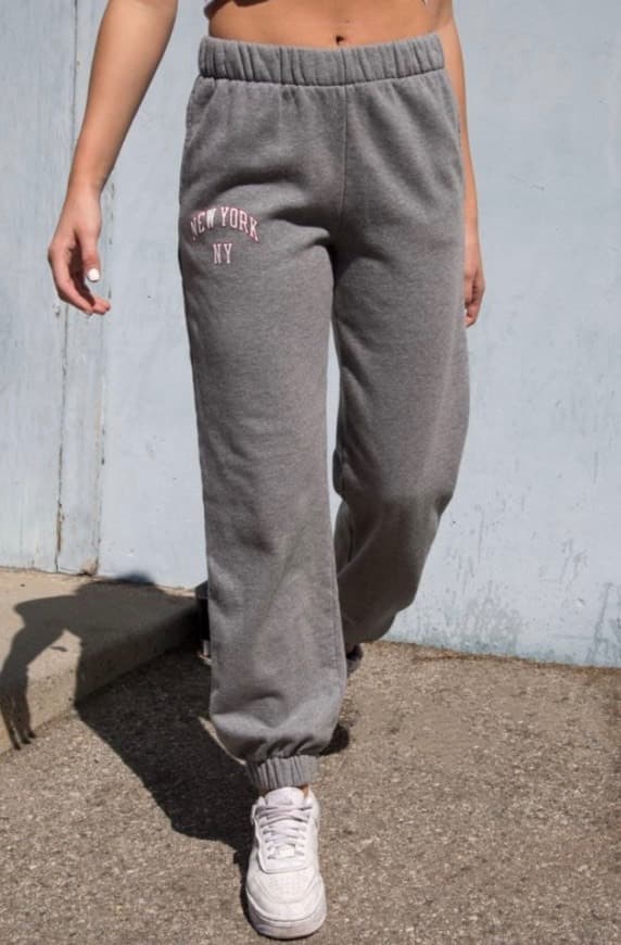 Product Rosa New York Sweatpants in Heather Grey