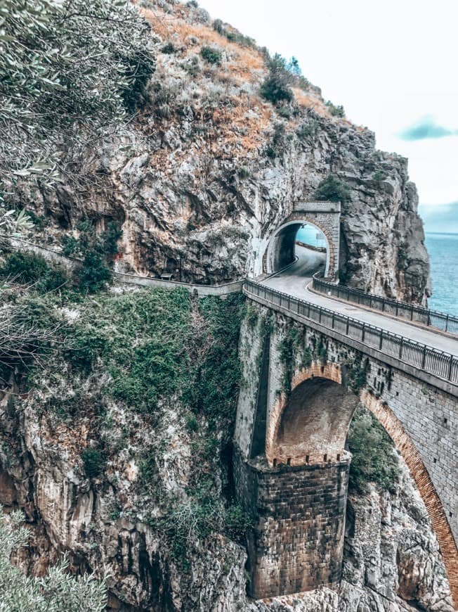 Lugar Fiordo Di Furore