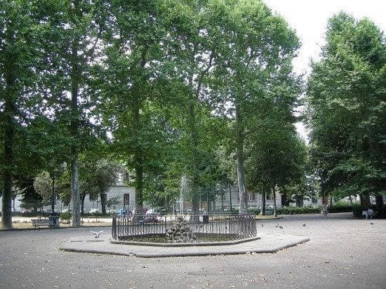 Place Piazza Massimo D'Azeglio