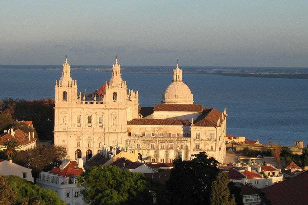 Lugar Mosteiro São Vicente de Fora